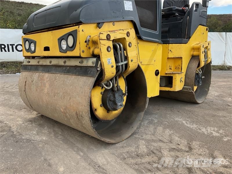 Bomag BW120AD-5-5 Double Drum Roller Rolos compactadores de tambor duplo