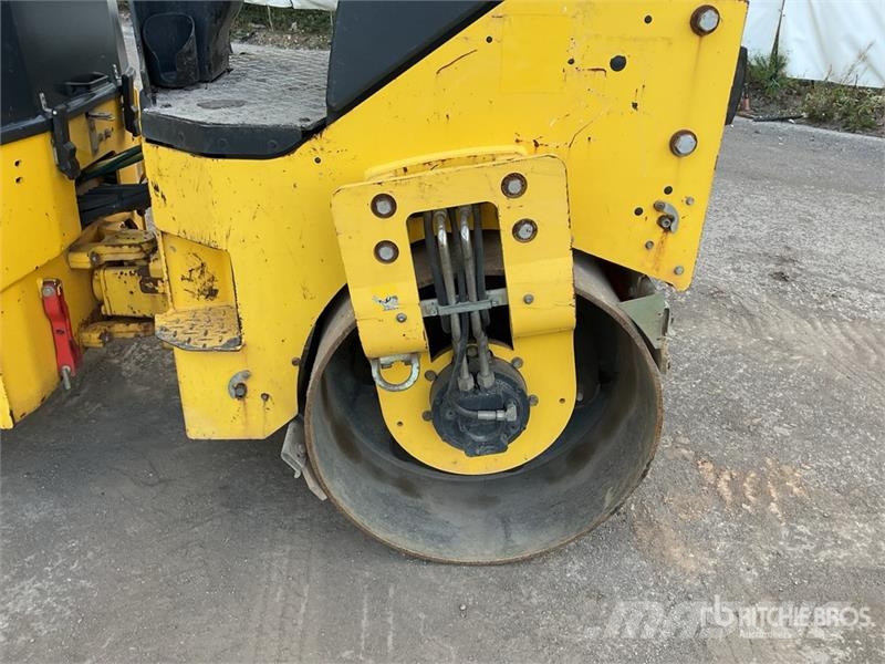 Bomag BW120AD-5-5 Double Drum Roller Rolos compactadores de tambor duplo