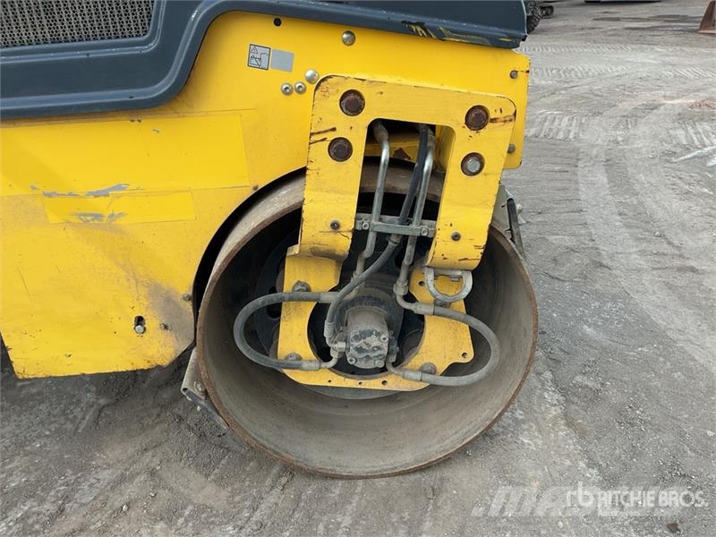 Bomag BW120AD-5-5 Double Drum Roller Rolos compactadores de tambor duplo