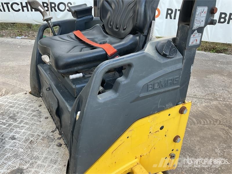 Bomag BW120AD-5-5 Double Drum Roller Rolos compactadores de tambor duplo