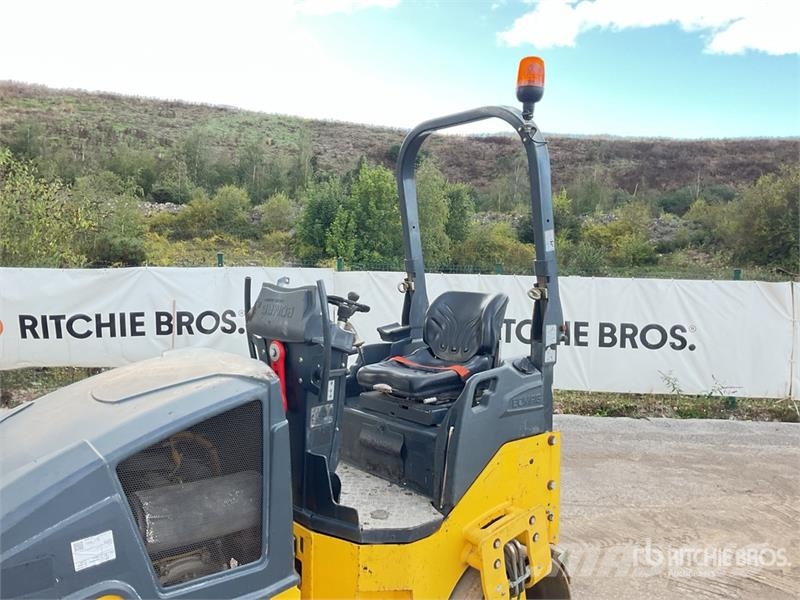 Bomag BW120AD-5-5 Double Drum Roller Rolos compactadores de tambor duplo