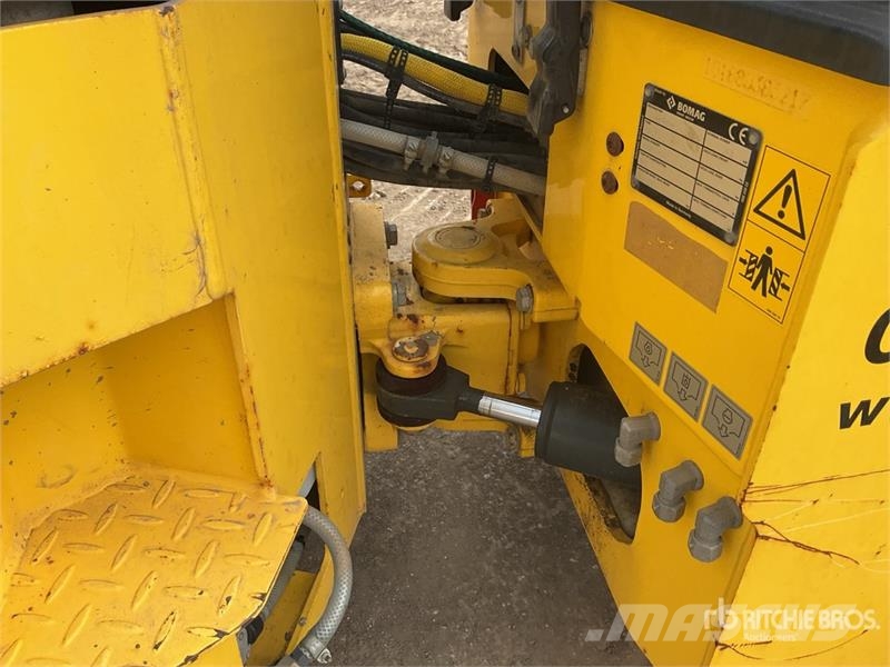 Bomag BW120AD-5 Double Drum Roller مداحل ثنائية الاسطوانة