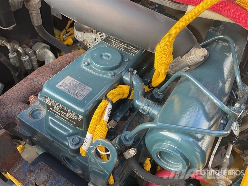 Bomag BW120AD-5 Double Drum Roller Divvalču grunts veltņi