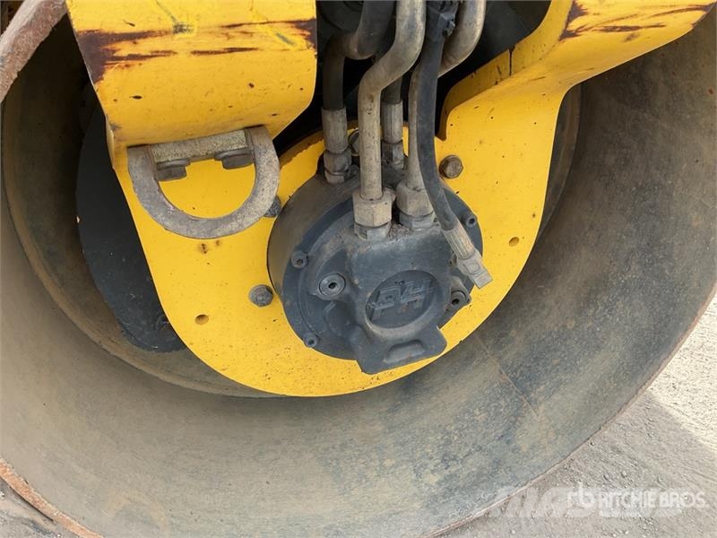 Bomag BW120AD-5 Double Drum Roller Tandemové válce