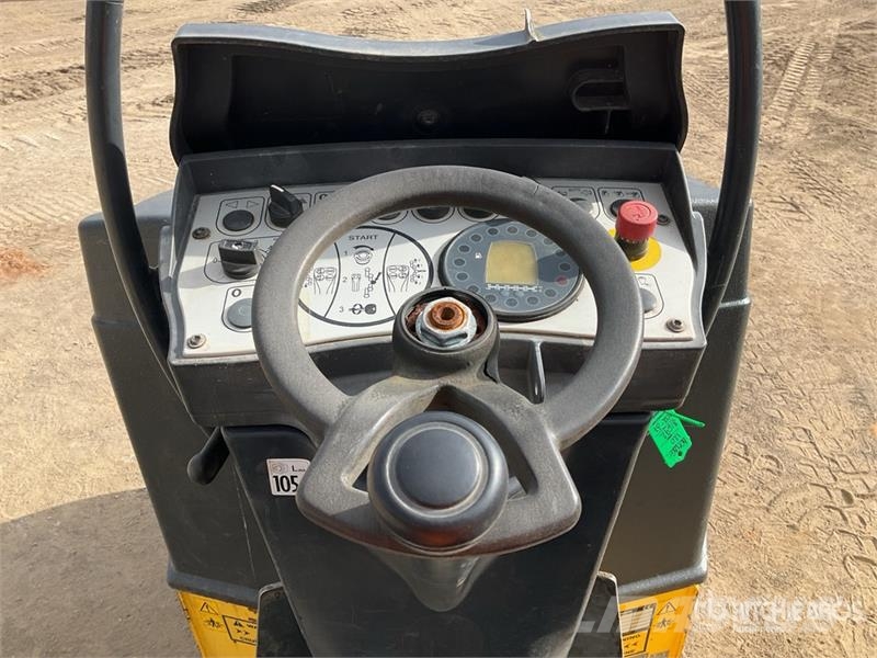Bomag BW120AD-5 Double Drum Roller Tandemové válce