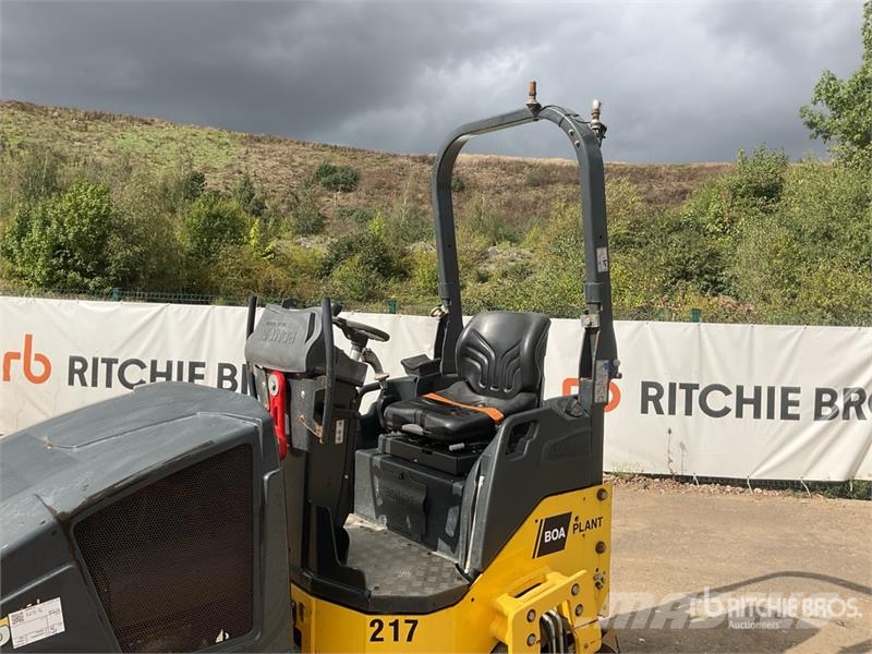 Bomag BW120AD-5 Double Drum Roller مداحل ثنائية الاسطوانة