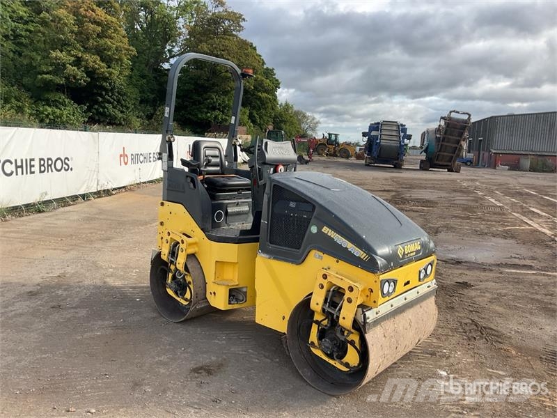 Bomag BW120AD-5 Double Drum Roller Divvalču grunts veltņi