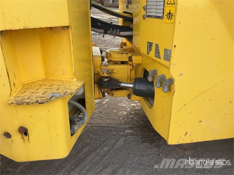 Bomag BW120AD-5 Double Drum Roller Divvalču grunts veltņi