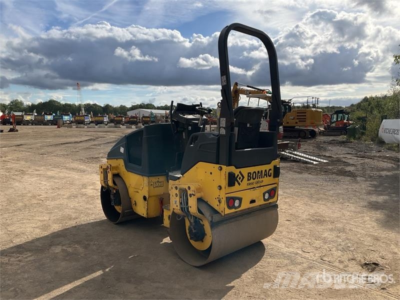Bomag BW120AD-5 Double Drum Roller Tandemové válce