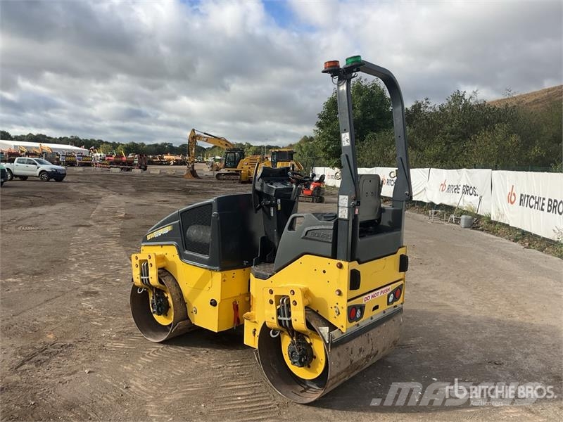 Bomag BW120AD-5 Double Drum Roller Divvalču grunts veltņi