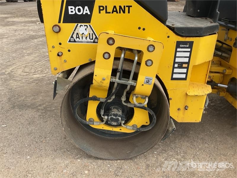 Bomag BW120AD-5 Double Drum Roller مداحل ثنائية الاسطوانة