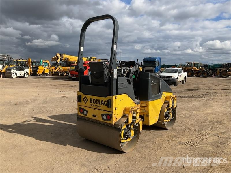 Bomag BW120AD-5 Double Drum Roller Tandemové válce