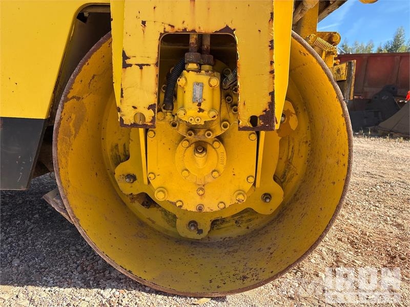 Bomag BW123AC Combination Roller مداحل مزدوجة