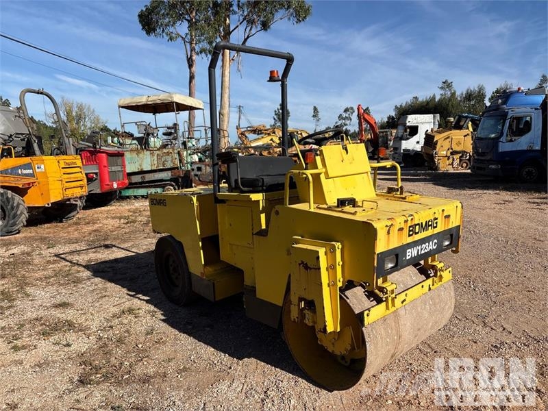Bomag BW123AC Combination Roller مداحل مزدوجة