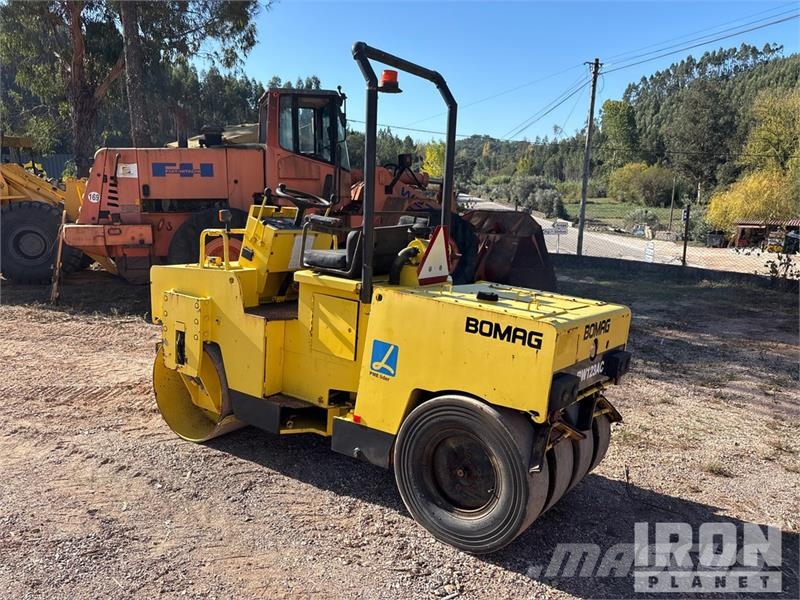 Bomag BW123AC Combination Roller مداحل مزدوجة