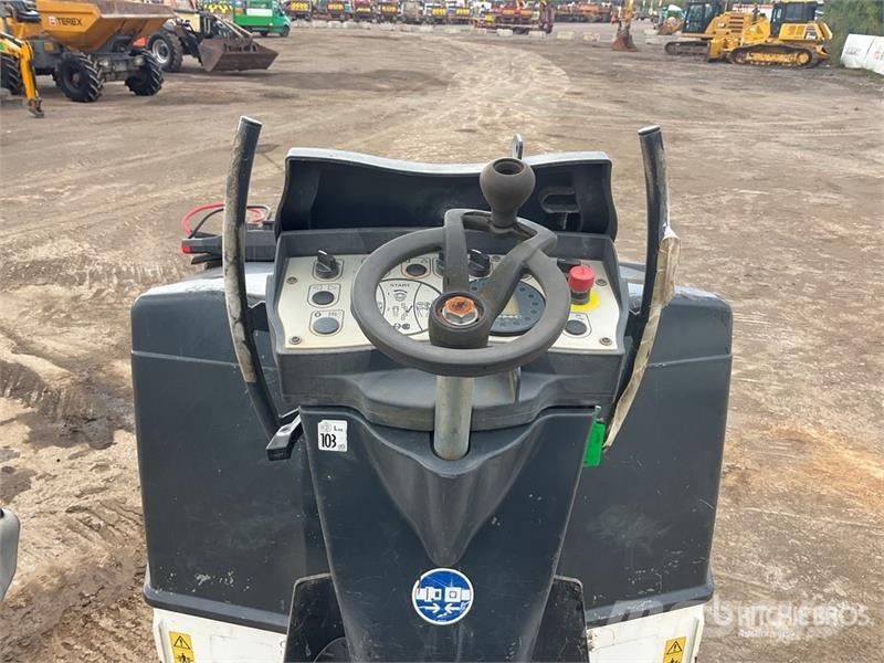 Bomag BW135AD-5 Twin drum rollers