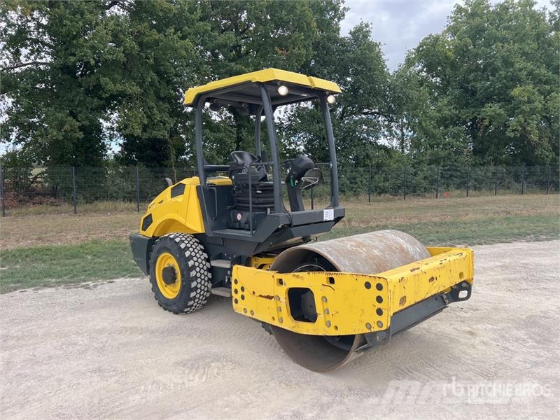 Bomag BW145 D-5 Compacteur Vibrant Monocylindre Smooth D Enojni valjarji