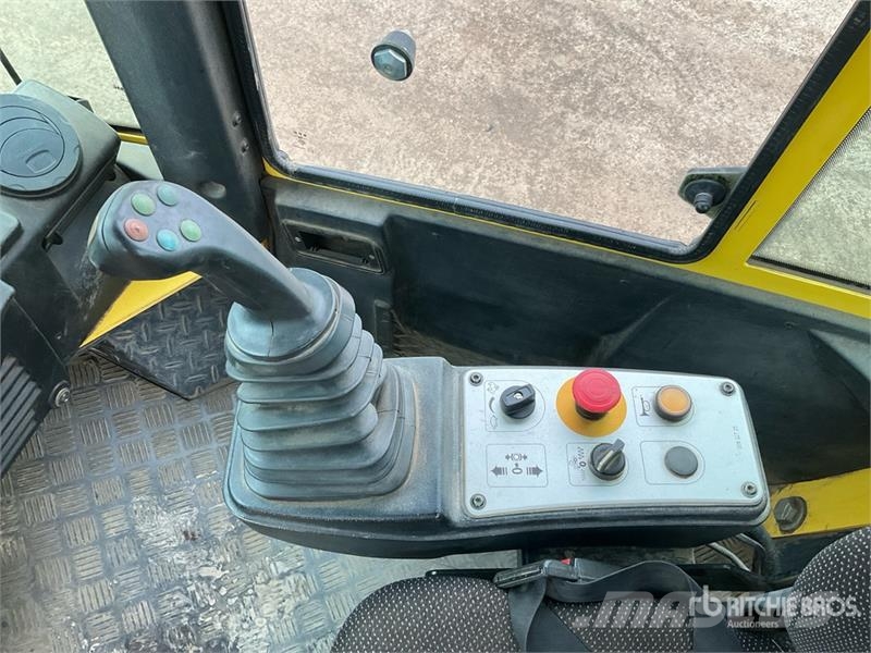 Bomag BW177DH-4 Smooth Drum Compactor Грунтові котки