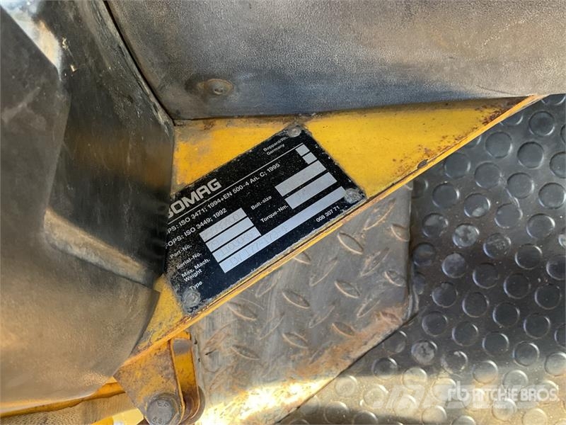 Bomag BW211 D-4 Double Drum Roller Porinių būgnų volai