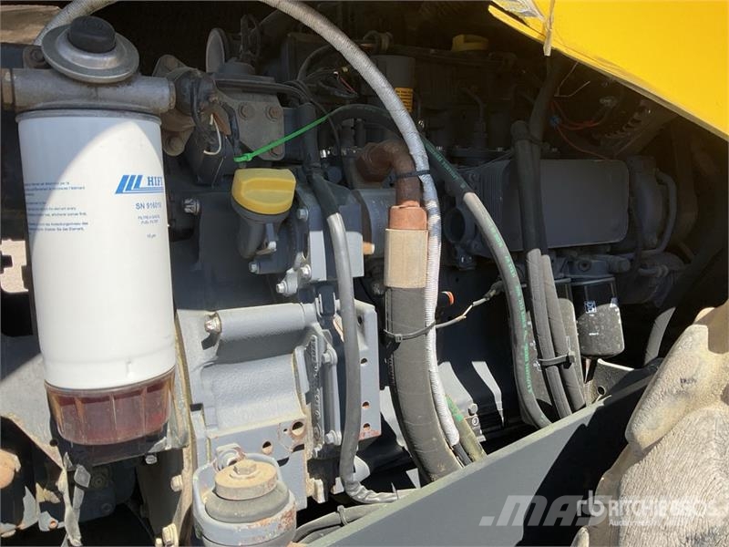 Bomag BW211 D-4 Double Drum Roller Porinių būgnų volai