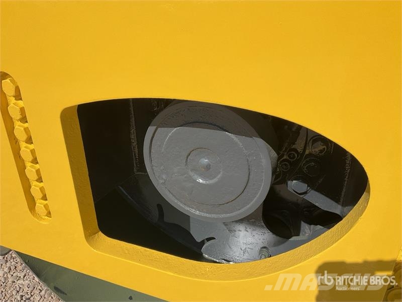 Bomag BW211 D-4 Double Drum Roller Porinių būgnų volai
