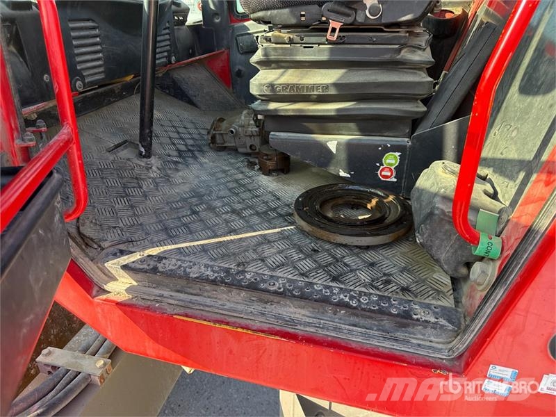 Bomag BW211D-4 Smooth Drum Compactor Egydobos hengerek