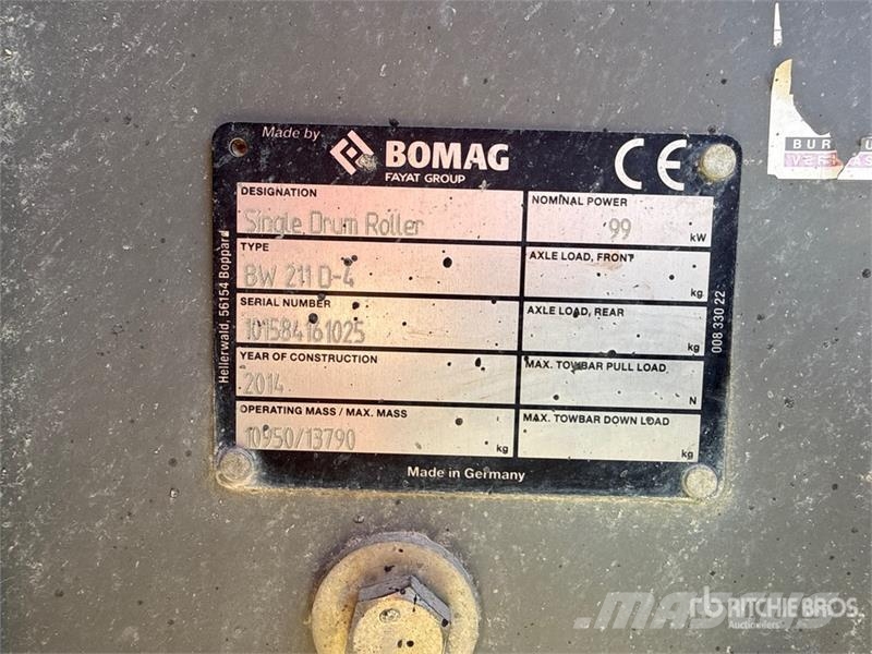 Bomag BW211D-4 Smooth Drum Compactor Egydobos hengerek