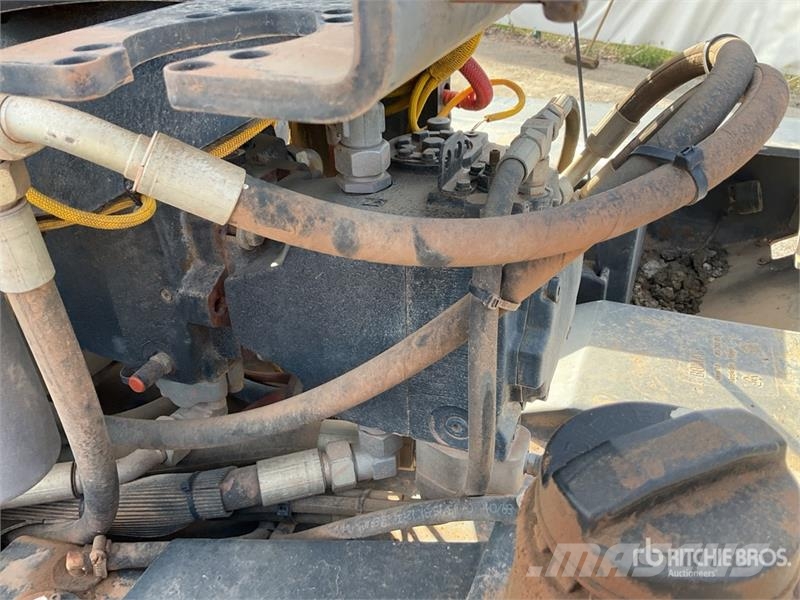 Bomag BW213DH-4i Smooth Drum Compactor Single drum rollers