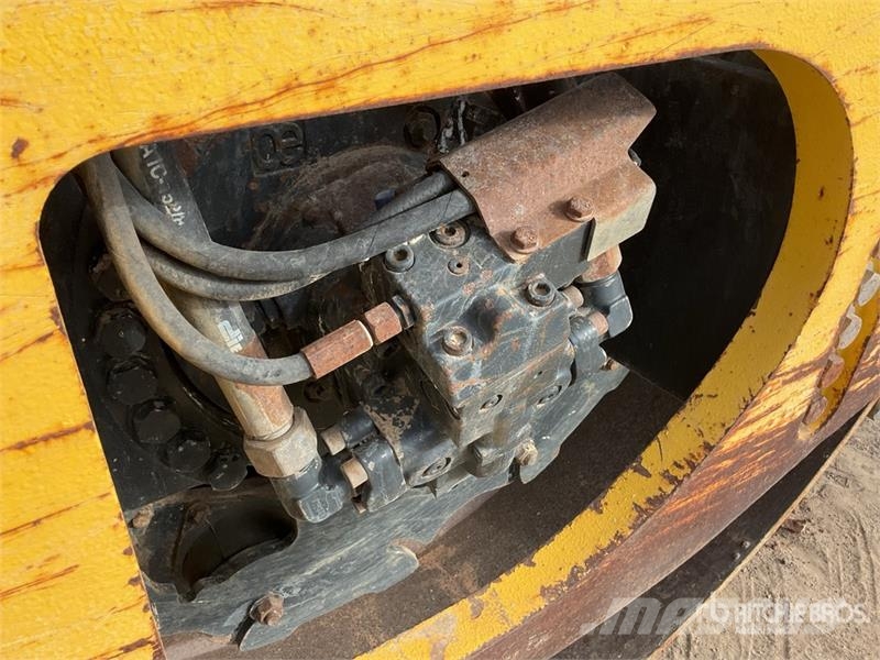Bomag BW213DH-4i Smooth Drum Compactor Single drum rollers