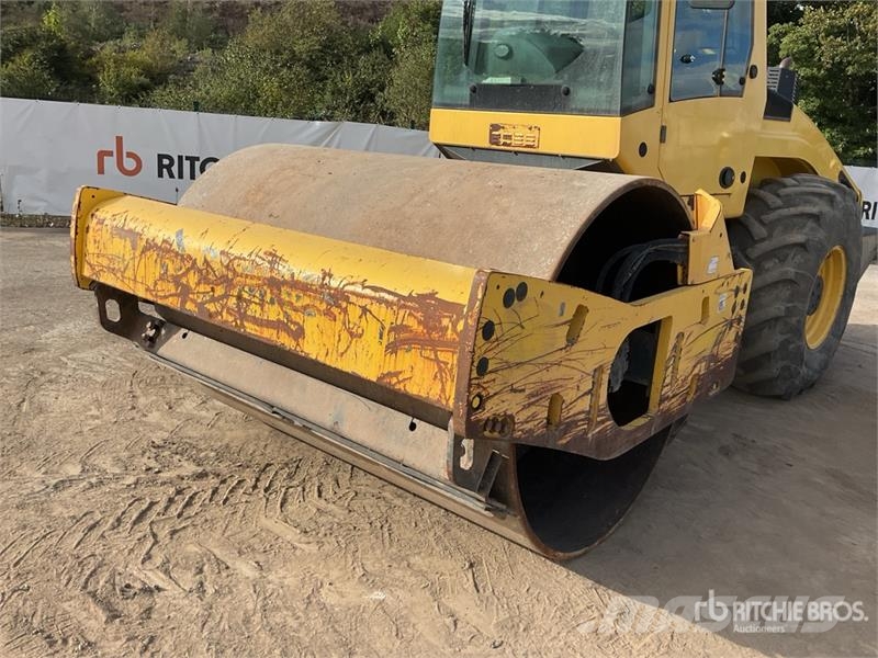 Bomag BW213DH-4i Smooth Drum Compactor Single drum rollers