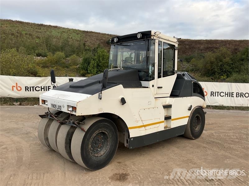Bomag BW24RH Pneumatic Roller Pneimatiskie veltņi