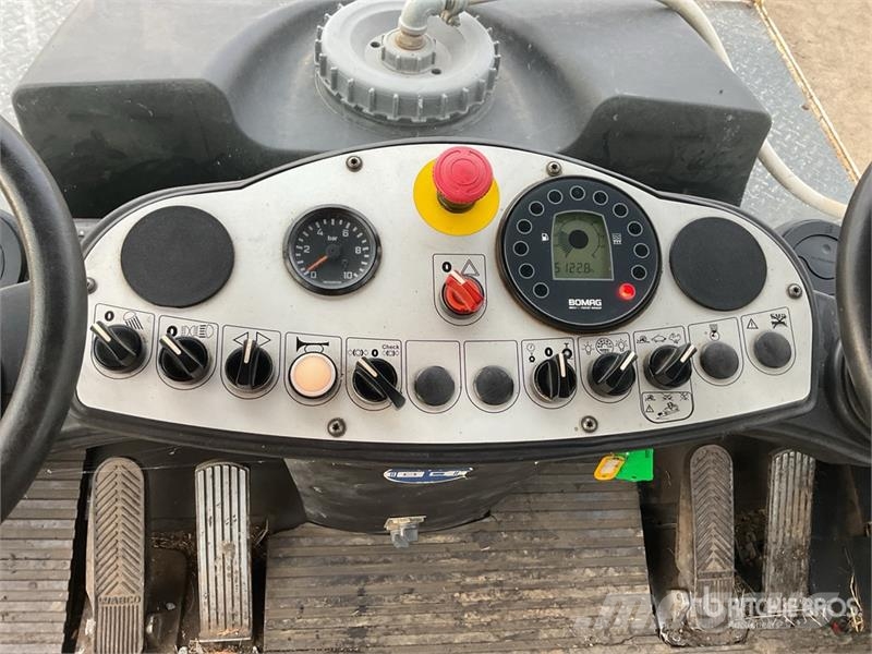Bomag BW24RH Pneumatic Roller Pneimatiskie veltņi