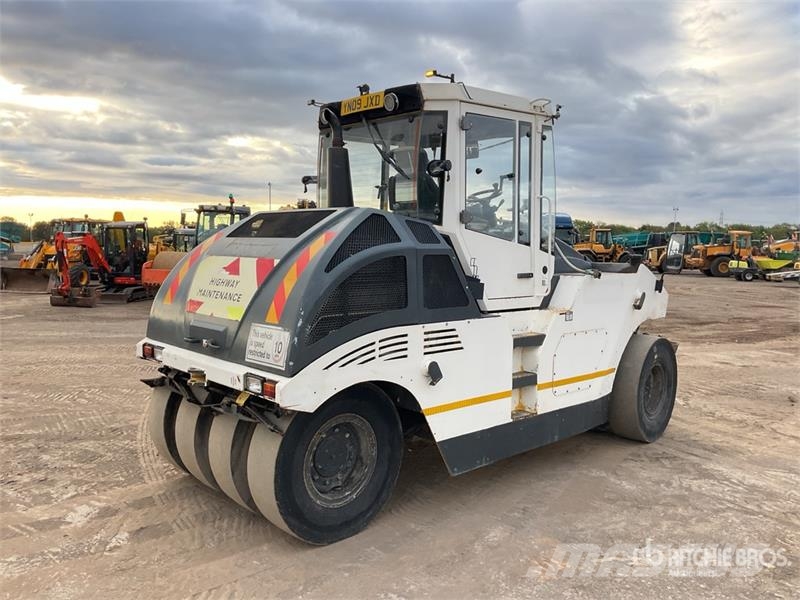 Bomag BW24RH Pneumatic Roller Pneimatiskie veltņi