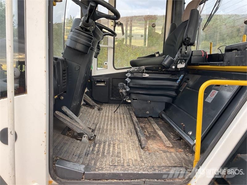 Bomag BW24RH Pneumatic Roller Pneimatiskie veltņi