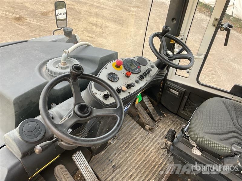 Bomag BW24RH Pneumatic Roller Pneimatiskie veltņi