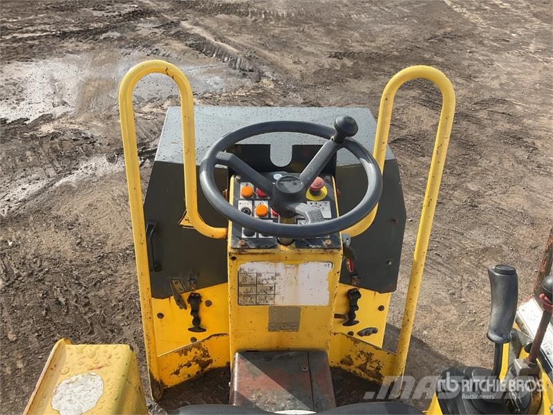 Bomag BW80ADH-2 Double Drum Roller Divvalču grunts veltņi