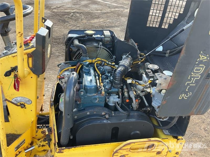Bomag BW80ADH-2 Double Drum Roller Divvalču grunts veltņi