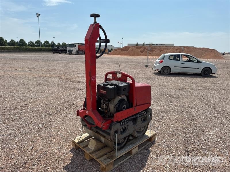 Bomag Compacteur A Guidage Manuel Walk Behind Roller (In Diğer silindirler