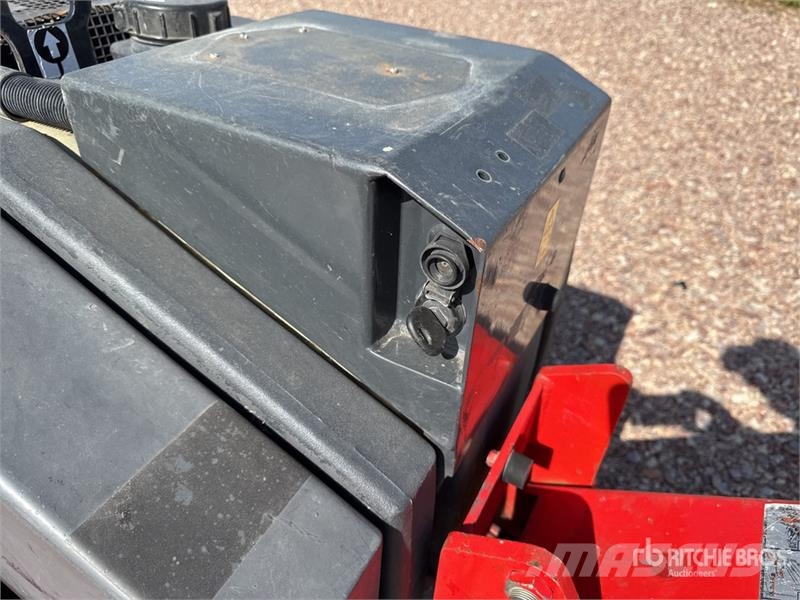 Bomag Compacteur Vibrant Tandem Double Drum Roller (Inop Valjci sa duplim bubnjem