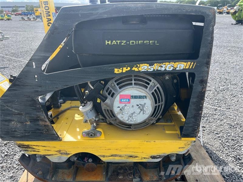 Bomag of (1) Bomag BPR25/40D & (1) 2022 BOMAG BPR 40/60 Ubijaki wibracyjne
