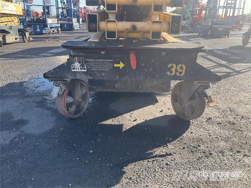 Boss X3X Electric Scissor Lift (Inoperable) Makasli platformlar