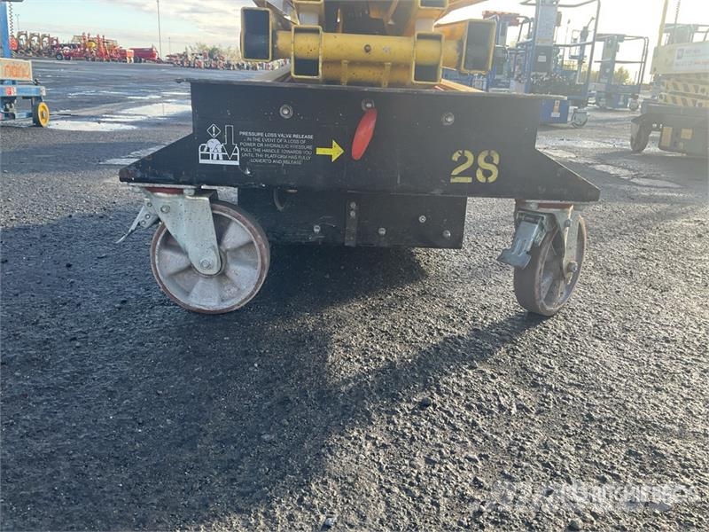 Boss X3X Electric Scissor Lift (Inoperable) Makasli platformlar