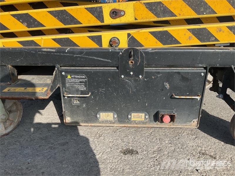 Boss X3X Electric Scissor Lift (Inoperable) Makasli platformlar