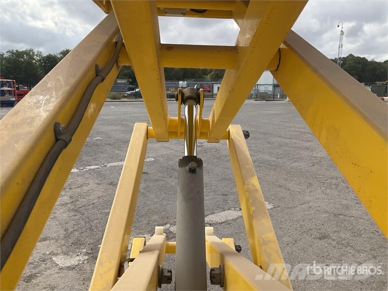 Boss X3X Electric Scissor Lift Підйомники-ножиці