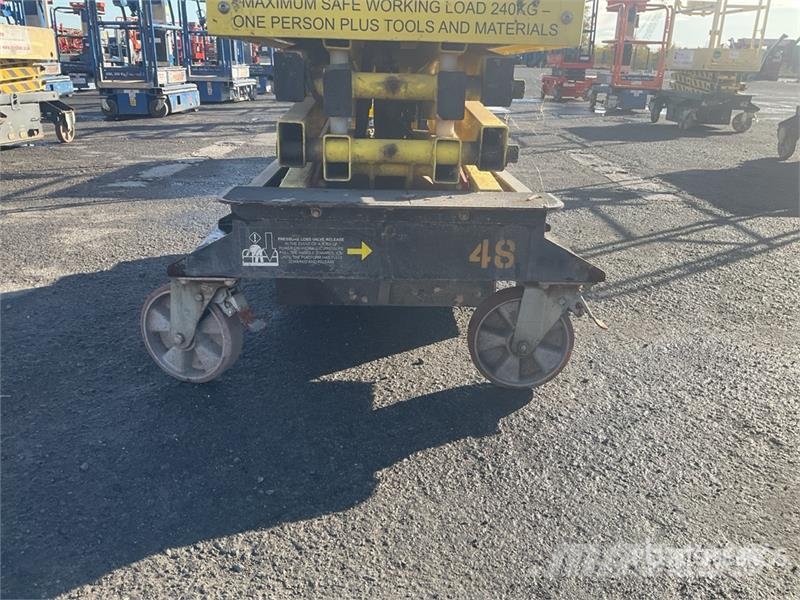Boss X3X Electric Scissor Lift (Inoperable) Makasli platformlar