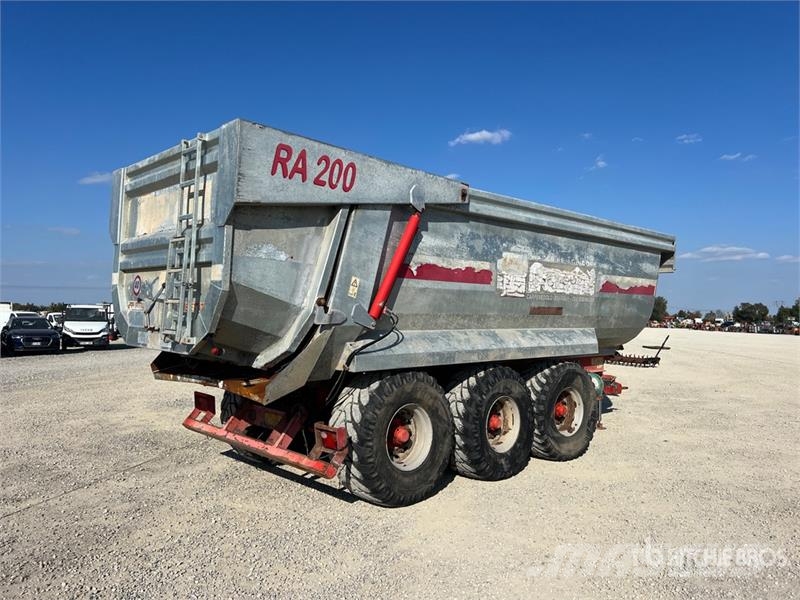  Bossini RA 200/6 Tri/A End Dump Agricultural Trail Прочие сельхоз-прицепы