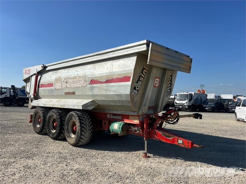  Bossini RA 200/6 Tri/A End Dump Agricultural Trail Прочие сельхоз-прицепы