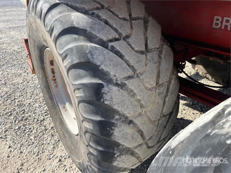  Bossini RA 200/6 Tri/A End Dump Agricultural Trail Прочие сельхоз-прицепы