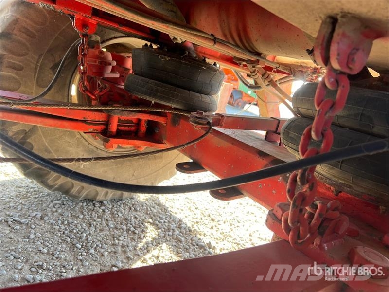  Bossini RA 200/6 Tri/A End Dump Agricultural Trail Прочие сельхоз-прицепы