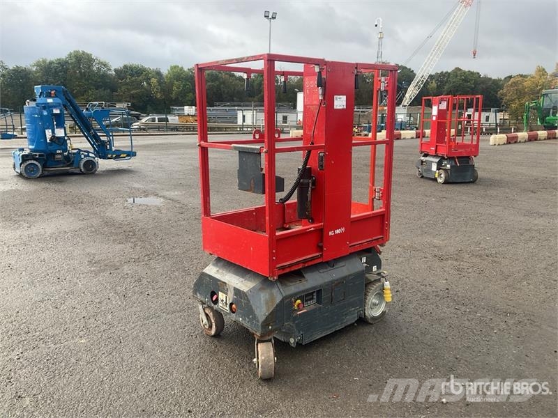 Bravi LUI Mini HD S.I.W Vertical Mast Lift Personenliften en invalideliften